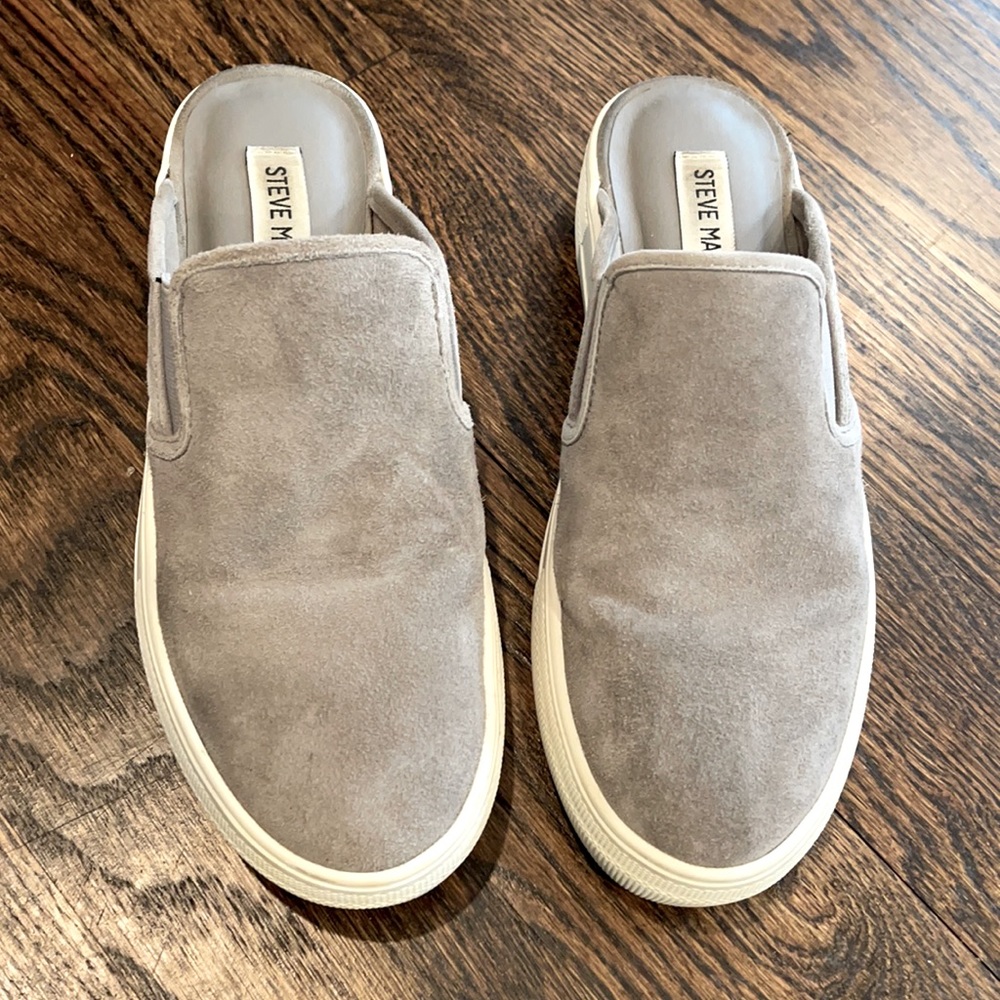 Steve Madden platform sneaker slides